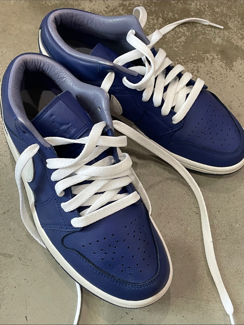 Nike Air Jordan 1 Low SE Deep Royal Blue White Women’s 7 DA8008-401 size 7 EUC - Picture 2 of 8